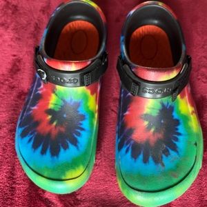 Mens size 15 Crocs like new